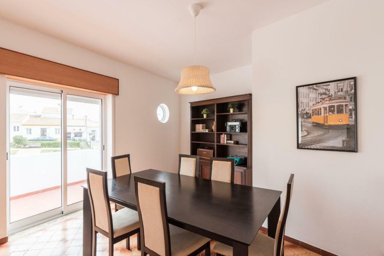 Lovelystay - 3 Bedroom Apartment In Vila Do Bispo Exterior foto